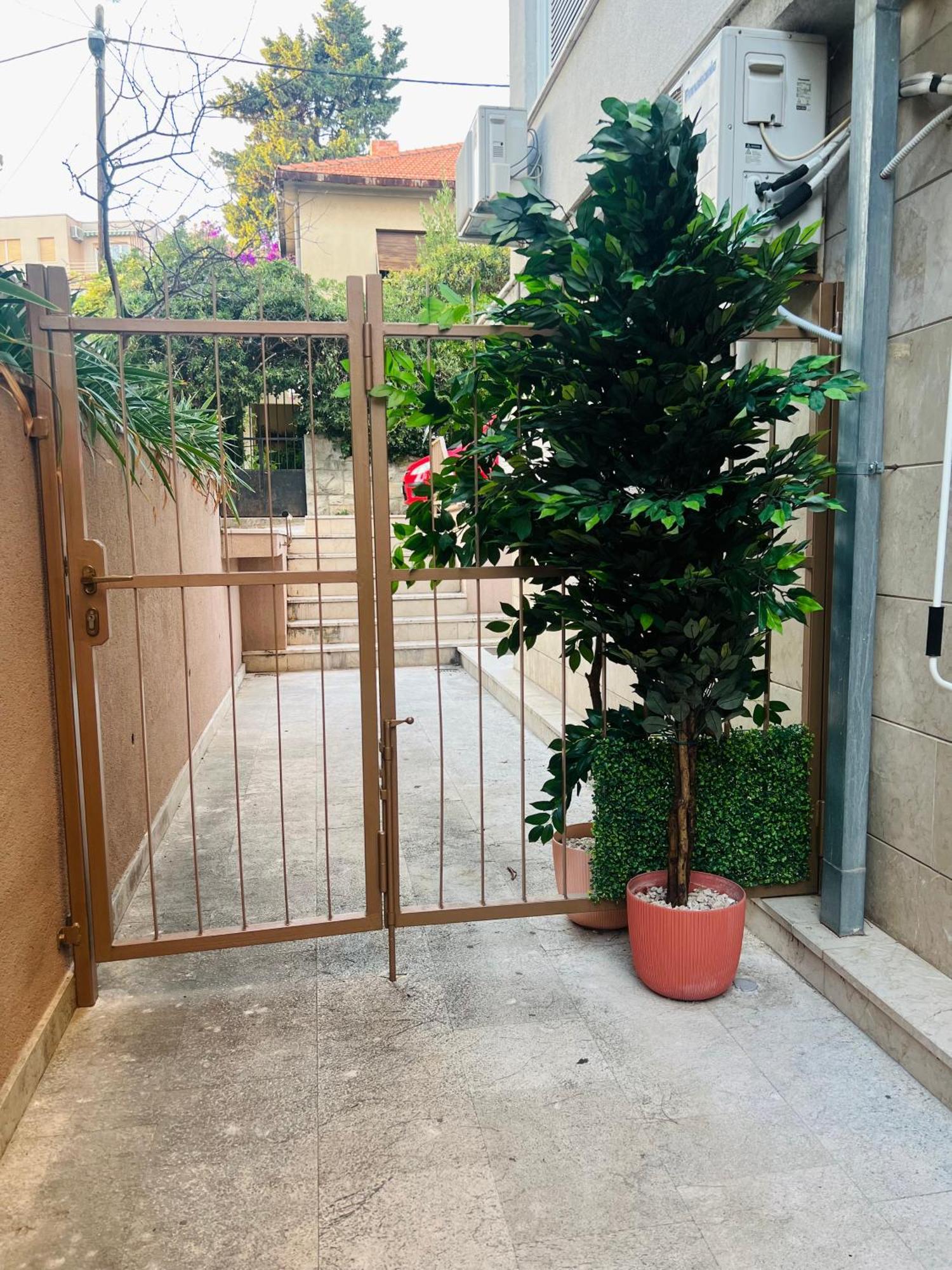 Central Moon Apartment No.2 Split Zewnętrze zdjęcie